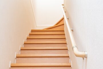 手すりのある階段